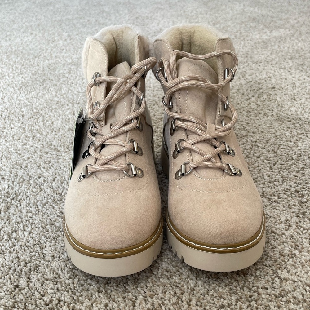 Sonoma Beige Ankle Boots